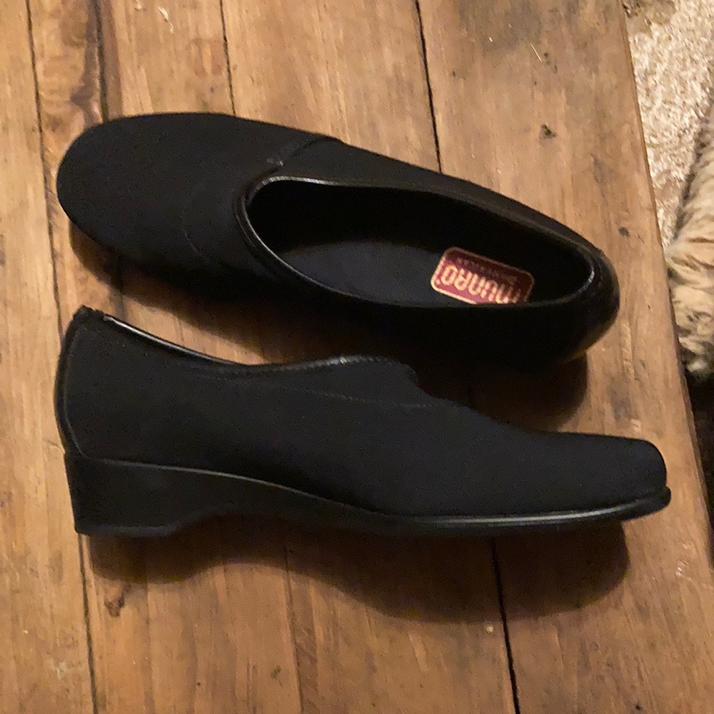 Munro black dress shoe